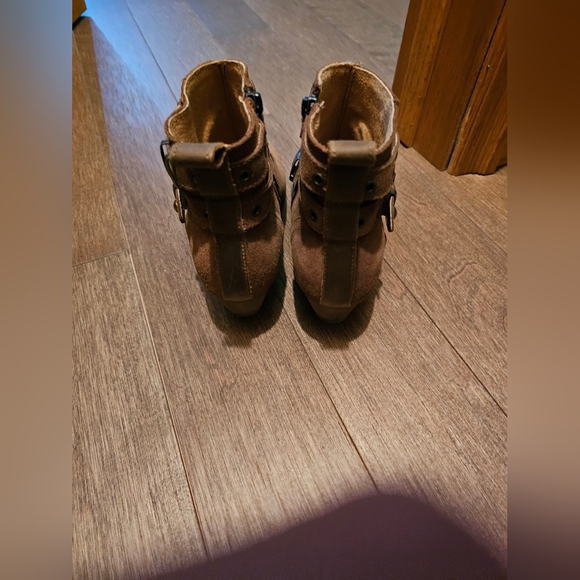 Booties Cowboy Style- Aldo Size 39 - Picture 4 of 6